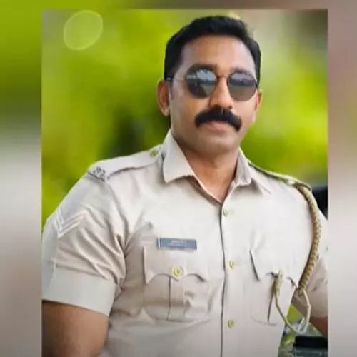 തൊണ്ടിമുതൽ മോഷണം പോയ സംഭവം; രൂക്ഷ ഗന്ധം കാരണം മാറ്റിവെക്കുക മാത്രമാണ് ചെയ്തത്: സിസിപിഒ സബിത്തിനെതിരെ ഗൂഢാലോചനയെന്ന് വക്കീൽ