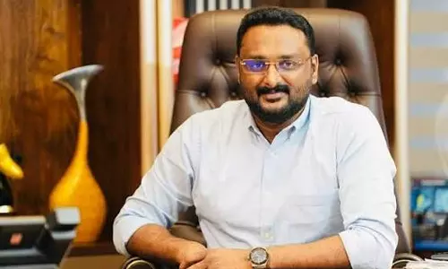 ആൻ്റോ അഗസ്റ്റിൻ്റെ വയനാട്ടിലെ വീട്ടില് നിന്ന് 43 ലിറ്റര് വിദേശമദ്യം പിടികൂടി ആൻ്റോ അഗസ്റ്റിൻ്റെ വയനാട്ടിലെ വീട്ടില് നിന്ന് 43 ലിറ്റര് വിദേശമദ്യം പിടികൂടി