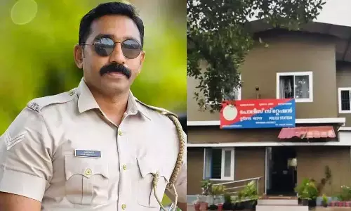 സുൽത്താൻ ബത്തേരി സ്റ്റേഷനിലെ തൊണ്ടിമുതൽ മോഷണം; പൊലീസുകാരൻ പിടിയിൽ സുൽത്താൻ ബത്തേരി സ്റ്റേഷനിലെ തൊണ്ടിമുതൽ മോഷണം; പൊലീസുകാരൻ പിടിയിൽ