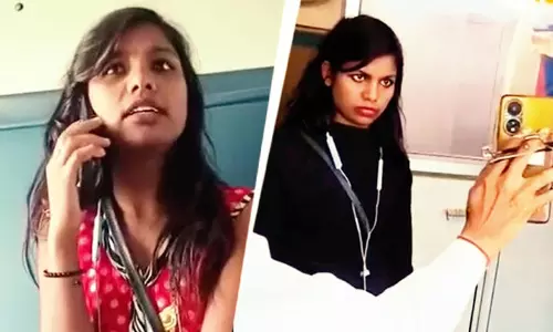 ടിക്കറ്റില്ലാതെ ട്രെയിൻ യാത്ര; ചോദ്യം ചെയ്ത ടിടിഇയെ ഭീഷണിപ്പെടുത്താൻ സ്വന്തം വസ്ത്രം വലിച്ചുകീറി യുവതി ടിക്കറ്റില്ലാതെ ട്രെയിൻ യാത്ര; ചോദ്യം ചെയ്ത ടിടിഇയെ ഭീഷണിപ്പെടുത്താൻ സ്വന്തം വസ്ത്രം വലിച്ചുകീറി യുവതി