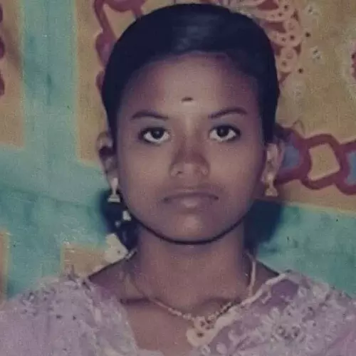 പാലക്കാട് കൊടുവായൂരിൽ ഭർത്താവ് ഭാര്യയെ കഴുത്ത് ഞെരിച്ച് കൊലപ്പെടുത്തി