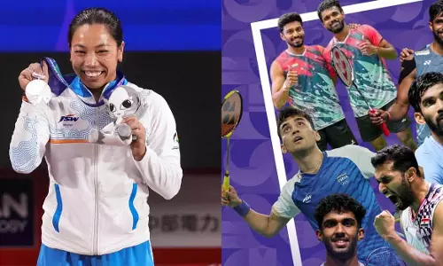 ഏഷ്യൻ ഗെയിംസിൽ ചാനുവിന് വെള്ളി, ചരിത്രനേട്ടം; ഷൂട്ടിങിൽ മനു ഭാക്കറിന് നിരാശ ഏഷ്യൻ ഗെയിംസിൽ ചാനുവിന് വെള്ളി, ചരിത്രനേട്ടം; ഷൂട്ടിങിൽ മനു ഭാക്കറിന് നിരാശ