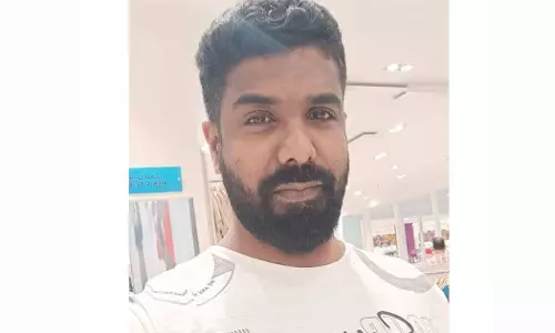 സൗദിയില് വാഹനാപകടത്തില് മലയാളി മരിച്ചു സൗദിയില് വാഹനാപകടത്തില് മലയാളി മരിച്ചു