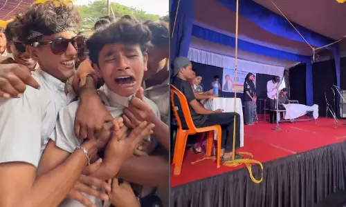 ഇതവന്റെ അഭിനയം ആണെങ്കിൽ അവൻ ഒരു ഓസ്കർ കൊടുക്കണം!; സുഹൃത്തുക്കൾ പിടിച്ചുവെക്കുന്നു, കരയുന്ന വിദ്യാർഥിയുടെ പ്രകടനം വൈറൽ