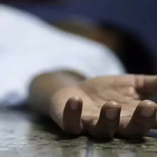 തർക്കത്തിന് പിന്നാലെ ഉറങ്ങിക്കിടന്ന ഭർത്താവിനെ തലയ്ക്കടിച്ചു; ഹൈദരാബാദിൽ 52കാരന് ദാരുണാന്ത്യം