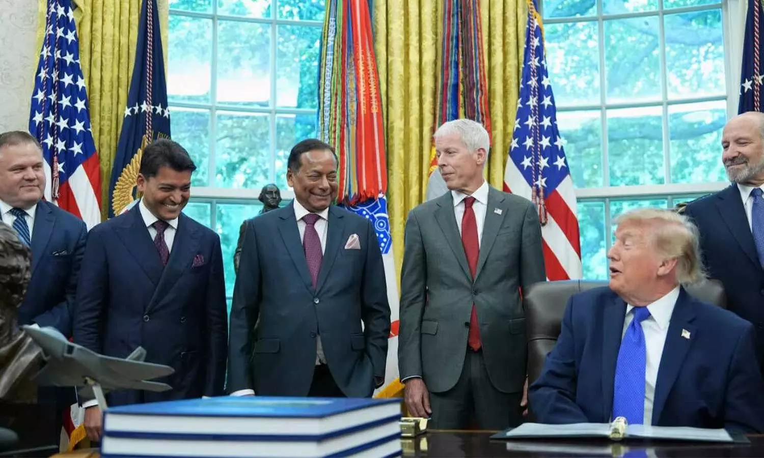 ചരിത്രത്തിലെ തന്നെ ഏറ്റവും വലുത്; അമേരിക്കയിൽ 1800 കോടി ഡോളറിന്റെ സ്റ്റീൽ പ്ലാന്റുമായി ഇന്ത്യൻ കമ്പനി, പ്രഖ്യാപിച്ച് ട്രംപ് ചരിത്രത്തിലെ തന്നെ ഏറ്റവും വലുത്; അമേരിക്കയിൽ 1800 കോടി ഡോളറിന്റെ സ്റ്റീൽ പ്ലാന്റുമായി ഇന്ത്യൻ കമ്പനി, പ്രഖ്യാപിച്ച് ട്രംപ്