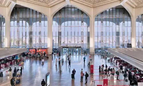 Shuttle bus services at King Fahd Airport, Dammam; connecting the airport to the cities of Jubail and Khafji. Shuttle bus services at King Fahd Airport, Dammam; connecting the airport to the cities of Jubail and Khafji.