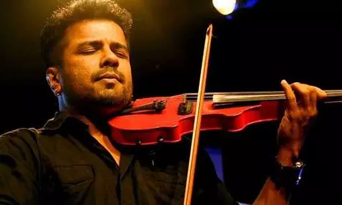 വയലിനെ പ്രണയിച്ച ആ വിരലുകൾ ഓർമ്മയായിട്ട് 8 വർഷം; പക്ഷേ ബാലുവിന്റെ ഈണങ്ങൾക്ക് ഇന്നും മരണമില്ല, ആ രാത്രി എന്താണ് സംഭവിച്ചത്? വയലിനെ പ്രണയിച്ച ആ വിരലുകൾ ഓർമ്മയായിട്ട് 8 വർഷം; പക്ഷേ ബാലുവിന്റെ ഈണങ്ങൾക്ക് ഇന്നും മരണമില്ല, ആ രാത്രി എന്താണ് സംഭവിച്ചത്?