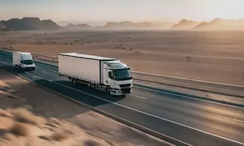Ban on passengers in trucks and mandatory lane discipline; strict regulations in Saudi Arabia. Ban on passengers in trucks and mandatory lane discipline; strict regulations in Saudi Arabia.