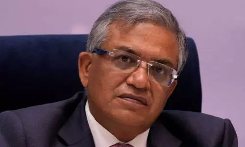 ഗ്യാനേഷ് കുമാറിനെതിരായ ഹരജികൾ സുപ്രിംകോടതി ഇന്ന് പരിഗണിക്കും; രാജിക്കായി പ്രതിഷേധം തുടർന്ന് പ്രതിപക്ഷം