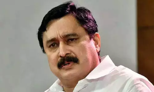 വി. അബ്ദുറഹ്മാൻ പ്രതിപ്പട്ടികയിലേക്ക്; മൂന്ന് പേർക്കെതിരെ അഴിമതി നിരോധന നിയമപ്രകാരം കേസിന് ശുപാർശ