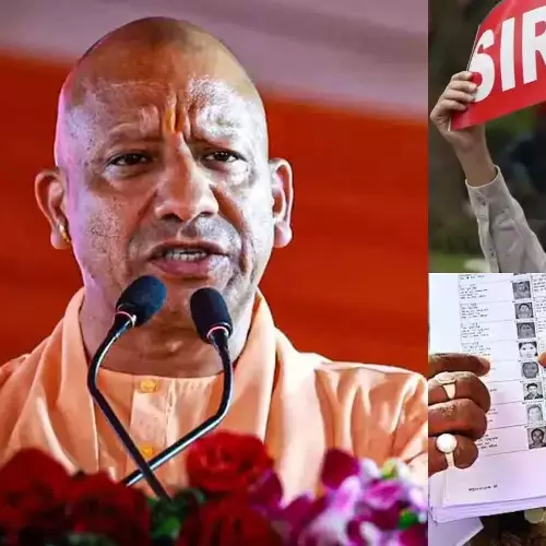 യുപിയിലെ വോട്ടർപട്ടികയിൽ 16.18 ലക്ഷം പേരെക്കുറിച്ച് ദുരൂഹത; തെരഞ്ഞെടുപ്പ് കമ്മീഷനെതിരെ ഗുരുതര ആരോപണം
