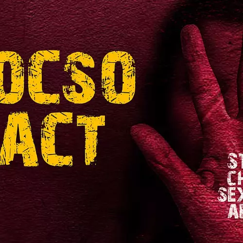 പ്രായപൂർത്തിയാകാത്ത മകളെ പിതാവ് ക്രൂരമായി പീഡിപ്പിച്ചു; നഗ്നചിത്രങ്ങൾ പകർത്തി മാതാവ്