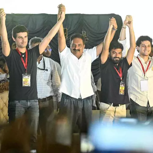 വോട്ട് കവർച്ച നടത്തിയാണ് മോദി പ്രധാനമന്ത്രിയായത്; ബിജെപി വിരുദ്ധരുടെ വോട്ടുകൾ കൂട്ടത്തോടെ വെട്ടിമാറ്റുന്നു: അഭിജീത് ദീപ്കെ