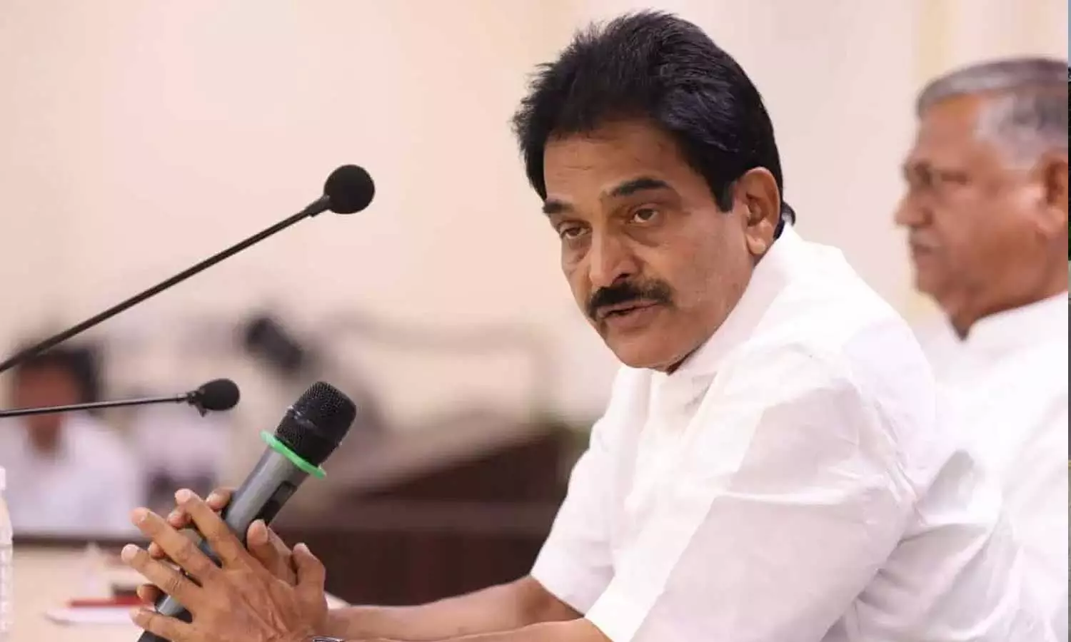 ഗ്യാനേഷിനെ രക്ഷിക്കാൻ മോദി സർക്കാർ മരണവെപ്രാളം കാണിക്കുന്നു, തിങ്കളാഴ്ച ഡൽഹി ഇന്നേവരെ കാണാത്ത സമരം കാണും: കെ.സി വേണുഗോപാൽ ഗ്യാനേഷിനെ രക്ഷിക്കാൻ മോദി സർക്കാർ മരണവെപ്രാളം കാണിക്കുന്നു, തിങ്കളാഴ്ച ഡൽഹി ഇന്നേവരെ കാണാത്ത സമരം കാണും: കെ.സി വേണുഗോപാൽ