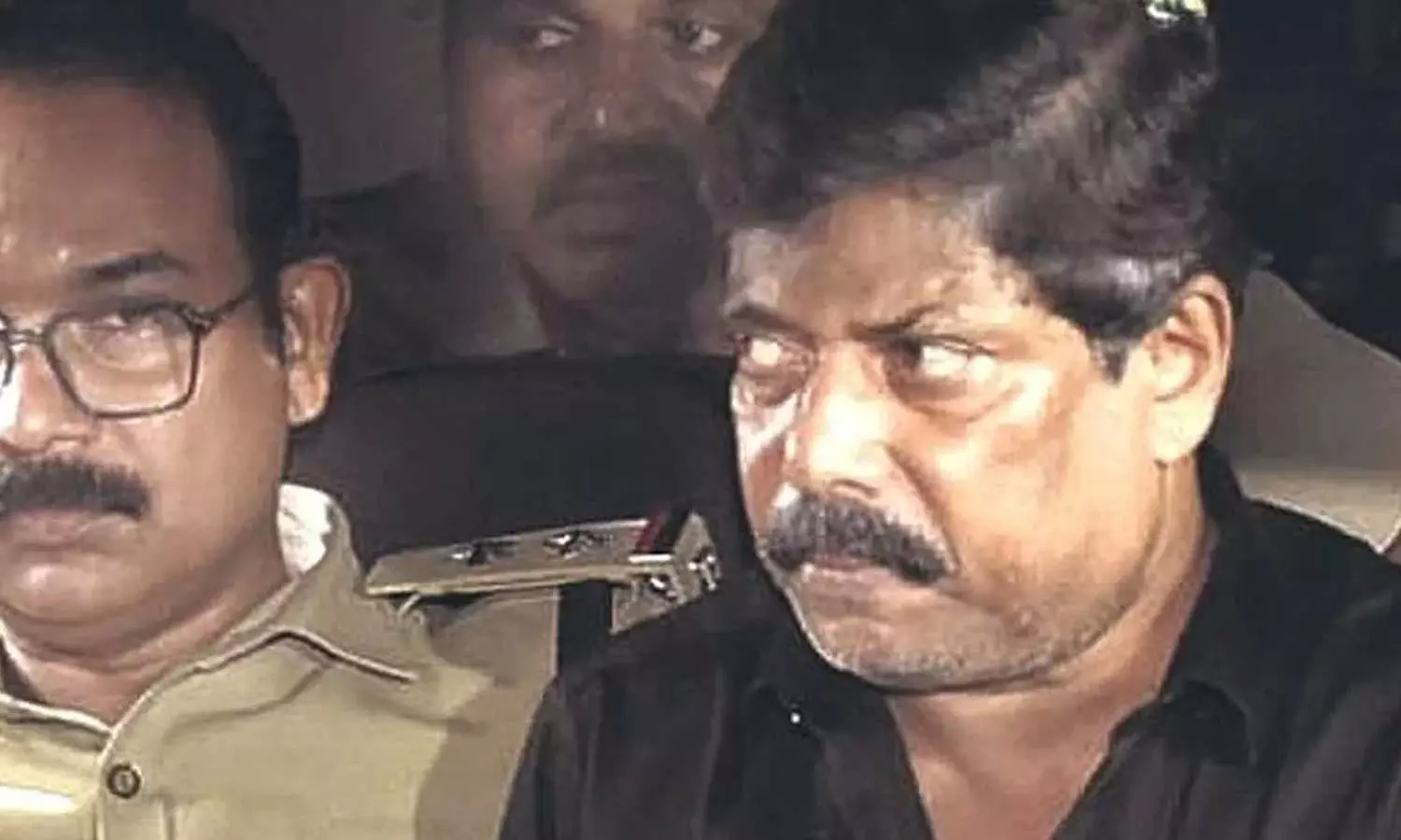 സ്വത്ത് നഷ്ടപ്പെടുമെന്ന് ഭയന്നു, പിന്നീട് നടന്നത് ക്രൂരമായ കൊലപാതകം; കൂടത്തില് കേസില് വഴിത്തിരിവായത് ബ്രെയിന് മാപ്പിങ് ഉള്പ്പെടെയുള്ള പരിശോധനകള് സ്വത്ത് നഷ്ടപ്പെടുമെന്ന് ഭയന്നു, പിന്നീട് നടന്നത് ക്രൂരമായ കൊലപാതകം; കൂടത്തില് കേസില് വഴിത്തിരിവായത് ബ്രെയിന് മാപ്പിങ് ഉള്പ്പെടെയുള്ള പരിശോധനകള്