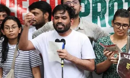 തലസ്ഥാന നഗരിയില് ആളിക്കത്തി പ്രതിഷേധം; വെള്ളിയാഴ്ച തിരംഗ മാര്ച്ച് പ്രഖ്യാപിച്ച് സിജെപി തലസ്ഥാന നഗരിയില് ആളിക്കത്തി പ്രതിഷേധം; വെള്ളിയാഴ്ച തിരംഗ മാര്ച്ച് പ്രഖ്യാപിച്ച് സിജെപി