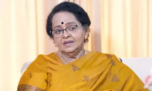 മലപ്പുറത്ത് ഹിന്ദുക്കളെയും അവിടുള്ള സഹോദരങ്ങളെ മറ്റിടങ്ങളിലും നിർത്തി ജയിപ്പിക്കണം; കേരളത്തിലെ എല്ലാ പ്രശ്നവും തീരും: മല്ലിക സുകുമാരൻ മലപ്പുറത്ത് ഹിന്ദുക്കളെയും അവിടുള്ള സഹോദരങ്ങളെ മറ്റിടങ്ങളിലും നിർത്തി ജയിപ്പിക്കണം; കേരളത്തിലെ എല്ലാ പ്രശ്നവും തീരും: മല്ലിക സുകുമാരൻ