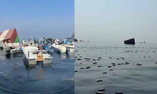കടലിൽ ഒഴുകിനടന്ന് ഐഫോണും പെർഫ്യൂമും; ഇറാൻ തീരത്ത് ചരക്കുകപ്പൽ മുങ്ങിയപ്പോൾ മത്സ്യത്തൊഴിലാളികൾക്ക് ലോട്ടറി കടലിൽ ഒഴുകിനടന്ന് ഐഫോണും പെർഫ്യൂമും; ഇറാൻ തീരത്ത് ചരക്കുകപ്പൽ മുങ്ങിയപ്പോൾ മത്സ്യത്തൊഴിലാളികൾക്ക് ലോട്ടറി