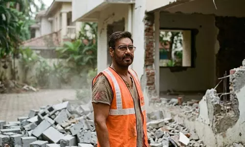 അജയ് ദേവ്ഗണിന്റെ ബംഗ്ലാവിൽ ബുൾഡോസർ നടപടി; അനധികൃത നിർമാണം പൊളിച്ചുനീക്കി ബിഎംസി അജയ് ദേവ്ഗണിന്റെ ബംഗ്ലാവിൽ ബുൾഡോസർ നടപടി; അനധികൃത നിർമാണം പൊളിച്ചുനീക്കി ബിഎംസി