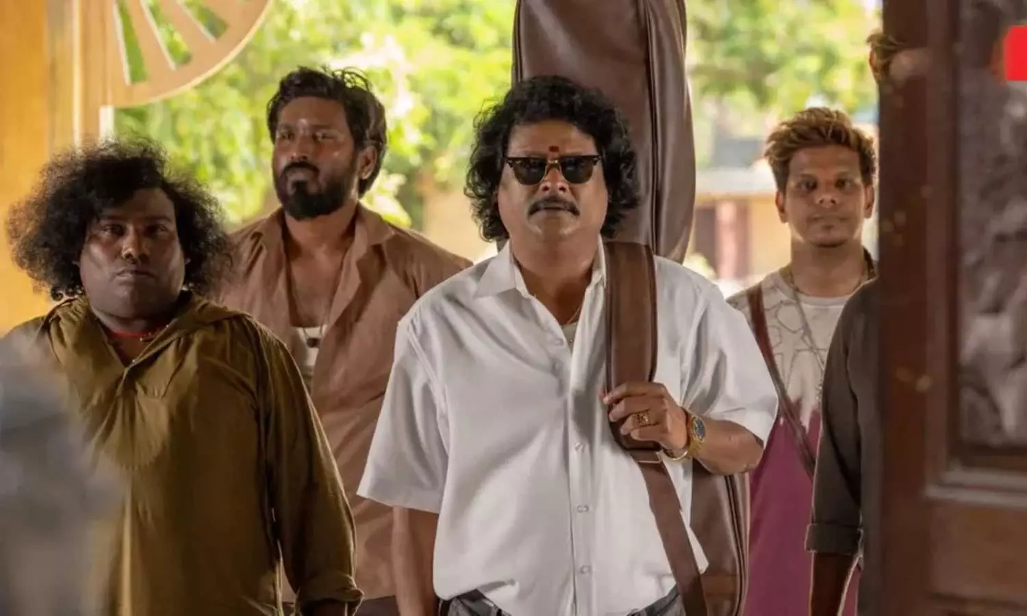 എങ്ങും മൂർത്തി തരംഗം: ഐടി പ്രൊഫഷണലിൽ നിന്ന് ജയിലർ 2വിലേക്ക്; തലൈവരെയും സൈഡാക്കി നമോ നാരായണ എങ്ങും മൂർത്തി തരംഗം: ഐടി പ്രൊഫഷണലിൽ നിന്ന് ജയിലർ 2വിലേക്ക്; തലൈവരെയും സൈഡാക്കി നമോ നാരായണ