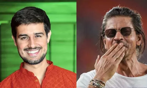 ഷാറൂഖ് ഖാൻ എന്തിന് സംസാരിക്കണം? ധ്രുവ് റാഠിക്കെതിരെ സോഷ്യൽ മീഡിയയിൽ വിമർശനം ഷാറൂഖ് ഖാൻ എന്തിന് സംസാരിക്കണം? ധ്രുവ് റാഠിക്കെതിരെ സോഷ്യൽ മീഡിയയിൽ വിമർശനം