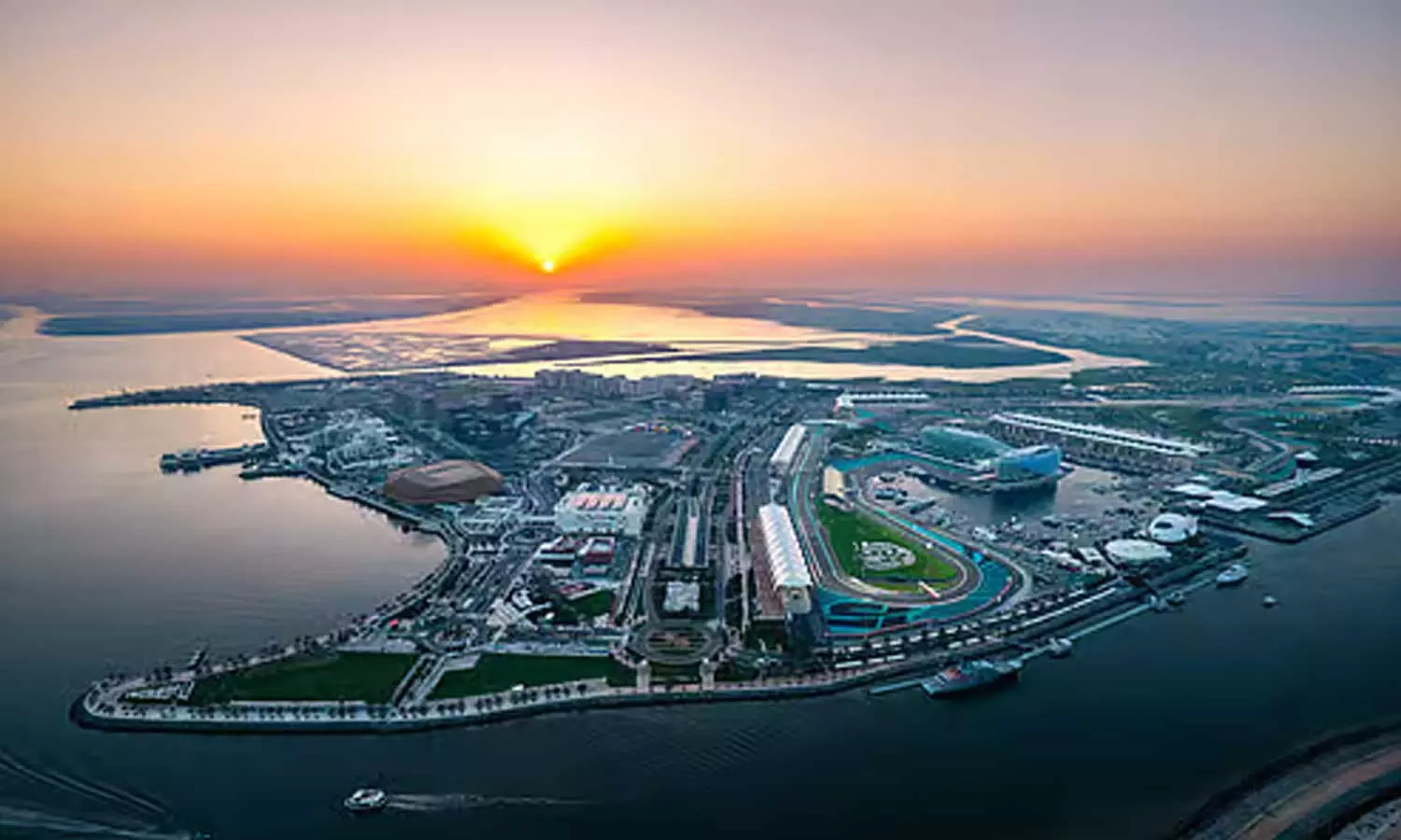 Free shuttle to connect Etihad Rail passengers with Yas Island theme parks Free shuttle to connect Etihad Rail passengers with Yas Island theme parks