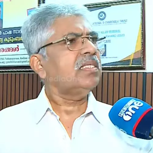 പൊലീസ് സ്റ്റേഷനിൽ പോയി ജഡ്ജി കളിക്കാൻ ശ്രമിച്ചതാണ് പ്രശ്നം; ചേരാനല്ലൂർ അപകടത്തിൽ ജഡ്ജി റെനോ ഫ്രാൻസിസിനെതിരെ കെമാൽ പാഷ