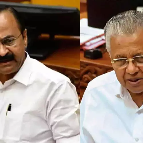 പ്രവാസി ഇൻഷുറൻസ് പ്രീമിയം വർധന അനിവാര്യമെന്ന് മുഖ്യമന്ത്രി; കൊള്ളയ്ക്ക് ഇരയാകേണ്ടവരാണോ പ്രവാസികളെന്ന് പ്രതിപക്ഷ നേതാവ്