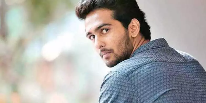 ഷെയിൻ നിഗം ചിത്രം പരാക്രമം ടൈറ്റിൽ പോസ്റ്റർ പൃഥ്വിരാജ് റിലീസ്‌ചെയ്തു