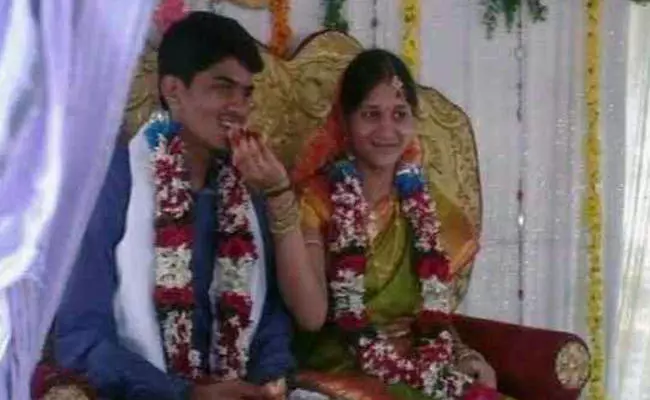 എംബിബിഎസ് പ്രവേശ പരീക്ഷയില് തോറ്റ യുവതിയെ ഭര്ത്താവ് തീകൊളുത്തി കൊന്നു എംബിബിഎസ് പ്രവേശ പരീക്ഷയില് തോറ്റ യുവതിയെ ഭര്ത്താവ് തീകൊളുത്തി കൊന്നു