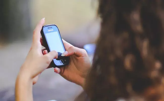 ഫേസ് ബുക്കില്‍ അമിതമായി സമയം ചെലവിട്ടതിന് ശകാരം; പെണ്‍കുട്ടി ആത്മഹത്യ ചെയ്തു