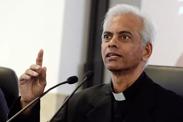 ടോം ഉഴുന്നാലില് വ്യാഴാഴ്ച ഇന്ത്യയിലെത്തും ടോം ഉഴുന്നാലില് വ്യാഴാഴ്ച ഇന്ത്യയിലെത്തും