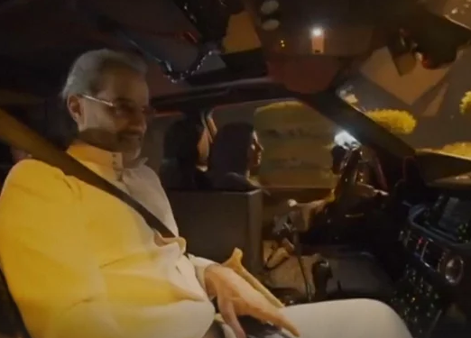 സൌദി ശതകോടീശ്വരന്‍ മകളോടൊപ്പം സഞ്ചരിക്കുന്ന വീഡിയോ വൈറല്‍