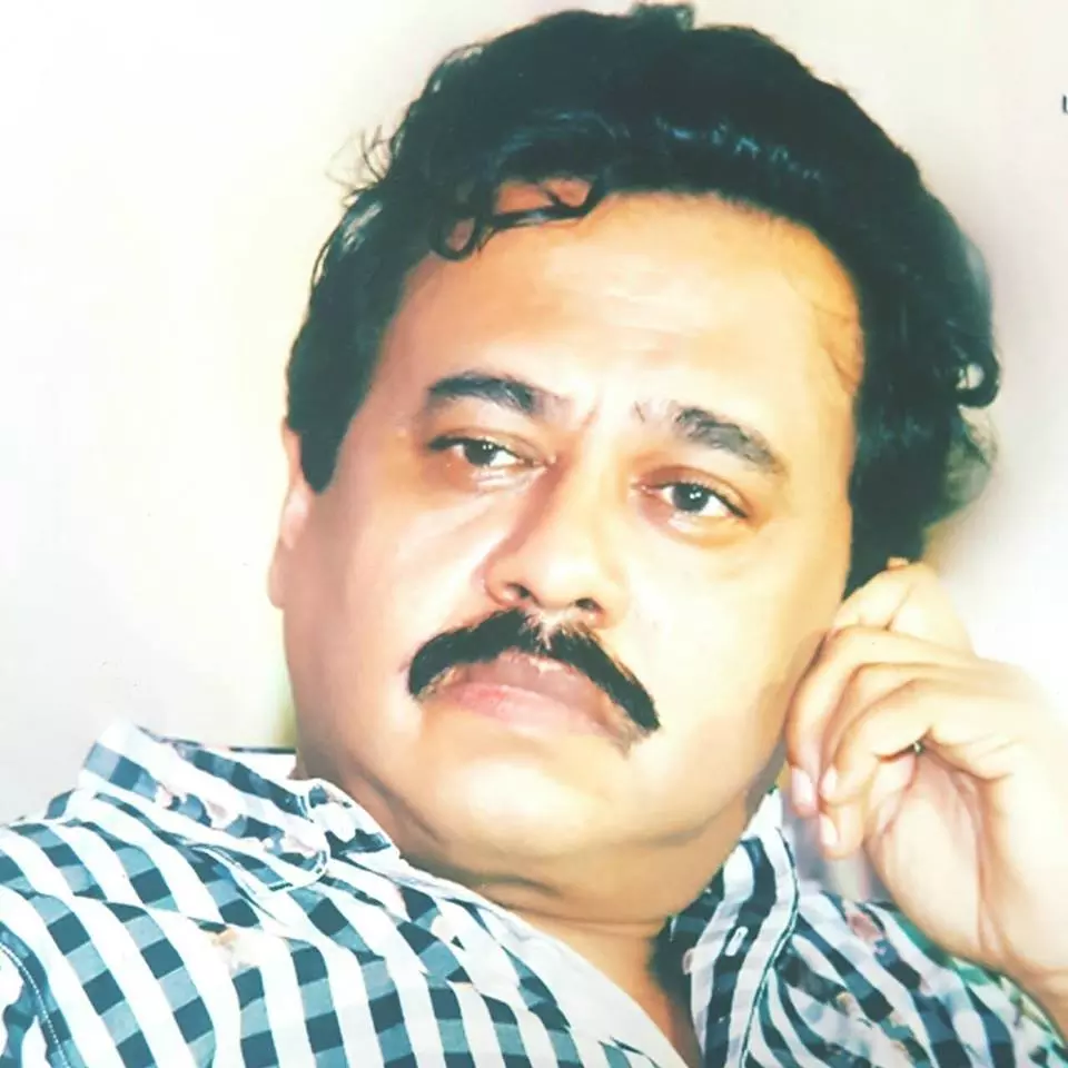 കുട്ടനാടന്‍ പ്രമാണിമാരുടെ കാലം കഴിഞ്ഞുവെന്ന്  തോമസ് ചാണ്ടിയെ ഉപദേശിച്ചുകൊടുക്കാന്‍ ആരുമില്ലേയെന്ന് വിനയന്‍