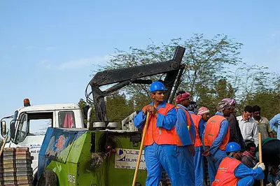 കുവൈത്തിലെത്തുന്ന വിദേശികള്‍ക്ക് താത്കാലിക തൊഴില്‍ പെര്‍മിറ്റ്