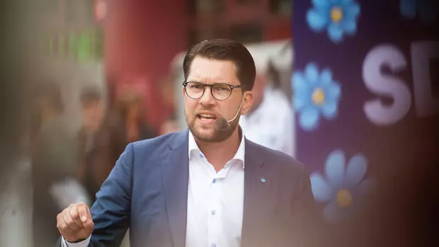 സ്വീഡനിൽ തൂക്കുസഭ; ജിമ്മി അക്കേസന്റെ തീരുമാനം നിർണ്ണായകമാവും സ്വീഡനിൽ തൂക്കുസഭ; ജിമ്മി അക്കേസന്റെ തീരുമാനം നിർണ്ണായകമാവും