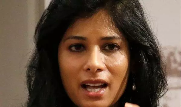 സംസ്ഥാനത്തെ സാമ്പത്തിക പ്രതിസന്ധി ബജറ്റില്‍ പ്രതിഫലിക്കുമെന്ന് ഗീതാ ഗോപിനാഥ്