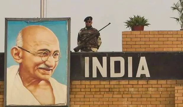 രാഷ്ട്രപിതാവിന്റെ രക്തസാക്ഷിദിനം ആചരിച്ച് രാജ്യം