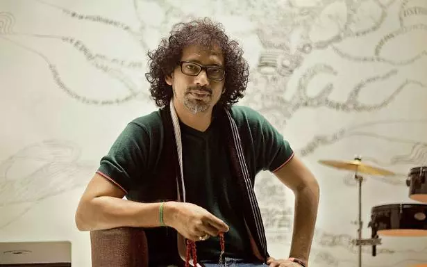 ഒരു കലാകാരന് ഇത്രമേല് അപമാനിക്കപ്പെട്ട് തിരിച്ചുപോകുന്നത് മനുഷ്യ ചരിത്രത്തിൽ അപൂർവ്വമാകും ഒരു കലാകാരന് ഇത്രമേല് അപമാനിക്കപ്പെട്ട് തിരിച്ചുപോകുന്നത് മനുഷ്യ ചരിത്രത്തിൽ അപൂർവ്വമാകും