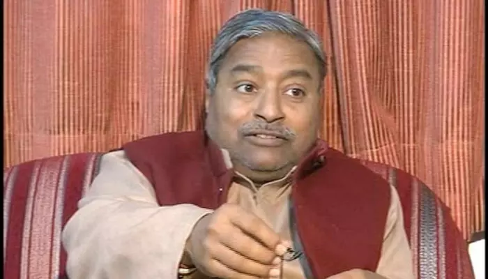 കാസ്ഗഞ്ച് സംഘര്‍ഷത്തിന് പിന്നില്‍ പാക് അനുകൂലികളെന്ന് ബിജെപി എംപി; വിവാദമായപ്പോള്‍ തിരുത്തി