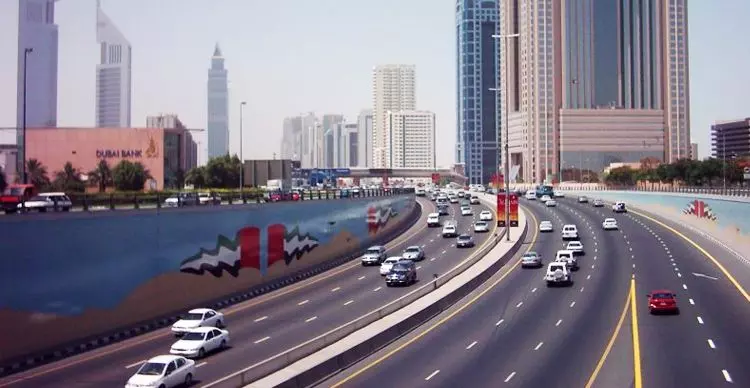 ദുബൈയില് ടാക്സി ഡ്രൈവര്മാര്ക്ക് 15 ദിവസത്തെ പ്രത്യേക പരിശീലനം ദുബൈയില് ടാക്സി ഡ്രൈവര്മാര്ക്ക് 15 ദിവസത്തെ പ്രത്യേക പരിശീലനം