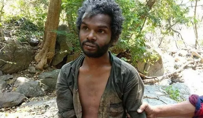 ആദിവാസി യുവാവിന്റെ കൊലപാതകം: പ്രതികളുടെ അറസ്റ്റില്‍ പൊലീസ് ഒളിച്ചുകളിക്കുന്നു