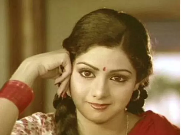 ബാലതാരമായി വന്ന് സൂപ്പര്‍ നായികയായി, ശ്രീദേവി കീഴടക്കിയ അഞ്ച് ദശാംബ്ദങ്ങൾ