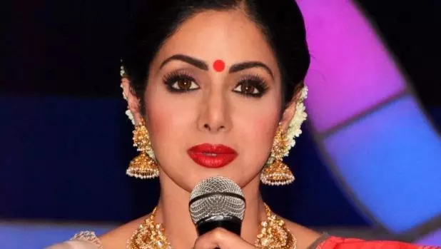 ശ്രീദേവിയുടെ മൃതദേഹം നാട്ടിലെത്തിക്കുന്നത് സംബന്ധിച്ച് അനിശ്ചിതത്വം തുടരുന്നു