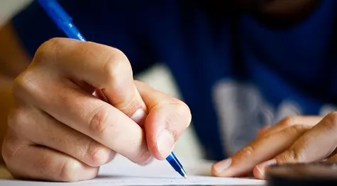 പ്ലസ്ടു പരീക്ഷാ ചോദ്യപേപ്പര്‍ ചോര്‍ന്നിട്ടില്ലെന്ന് സിബിഎസ്ഇ