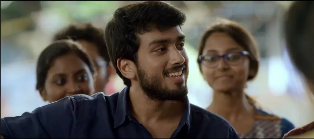 ഡിയര് ഫ്രണ്ട്സ്, പൂമരത്തിന്റെ റിലീസ് ചെറുതായിട്ട് ഒന്ന് നീട്ടിയിട്ടുണ്ട് ഡിയര് ഫ്രണ്ട്സ്, പൂമരത്തിന്റെ റിലീസ് ചെറുതായിട്ട് ഒന്ന് നീട്ടിയിട്ടുണ്ട്