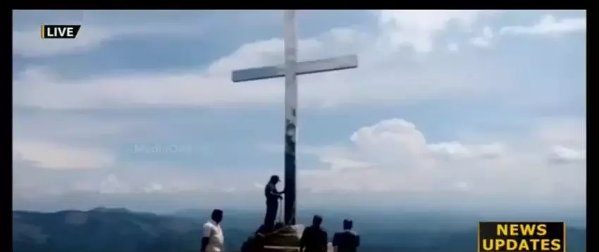 കുരിശ് സ്ഥാപിച്ച് കയ്യേറ്റം: കൃത്യമായ കണക്കുകള്‍ റവന്യൂ വകുപ്പിന്‍റെ കൈവശമില്ല