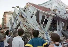 ഇക്വഡോര് ഭൂചലനത്തില് മരിച്ചവരുടെ എണ്ണം 233 ആയി; 500ലധികം പേര്ക്ക് പരിക്ക് ഇക്വഡോര് ഭൂചലനത്തില് മരിച്ചവരുടെ എണ്ണം 233 ആയി; 500ലധികം പേര്ക്ക് പരിക്ക്