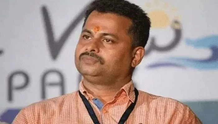 പ്രതി പത്മരാജന്‍റെ ജാമ്യം റദ്ദ് ചെയ്യണം: പാലത്തായി പീഡന കേസിലെ ഇരയുടെ മാതാവ് ഹൈക്കോടതിയില്‍